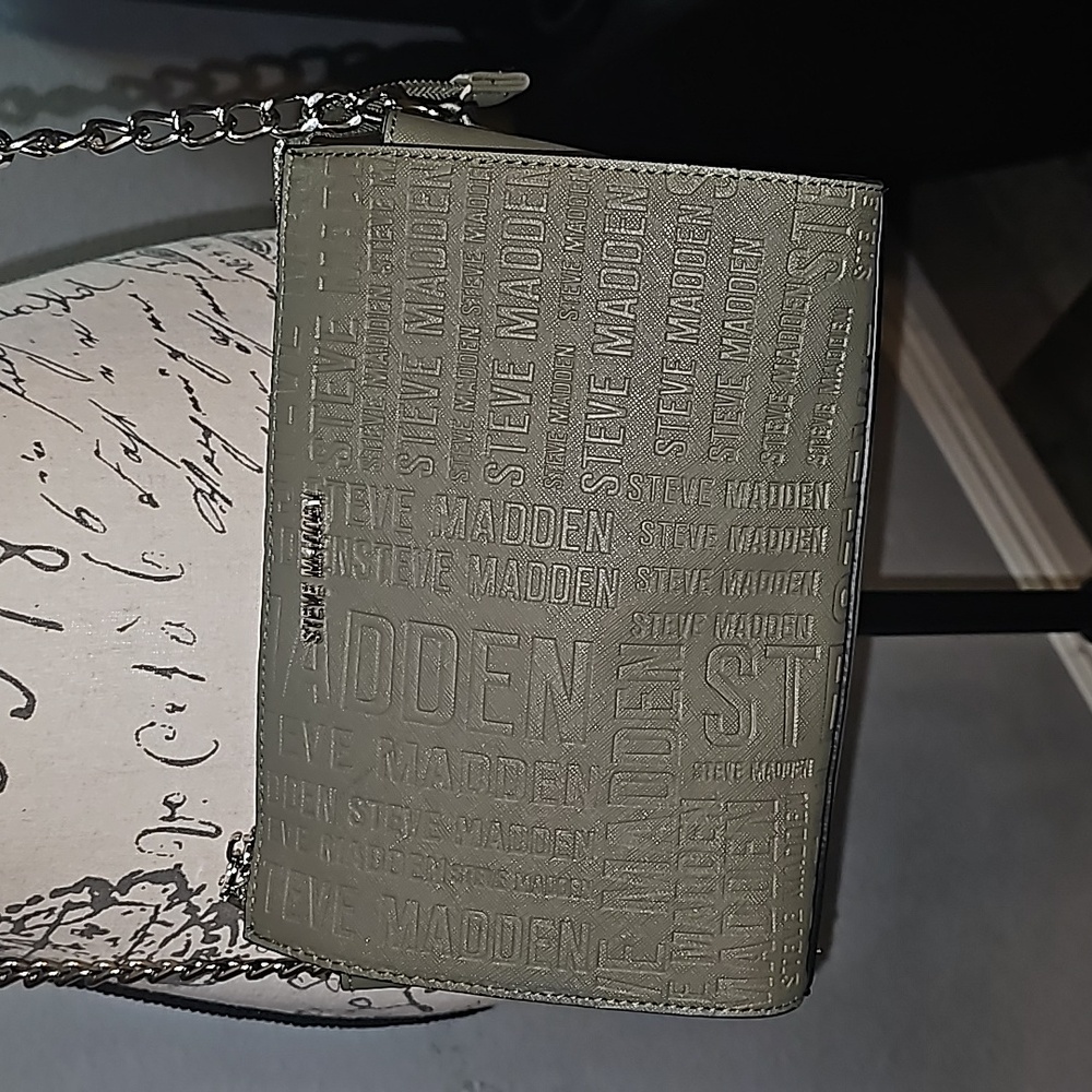 Steve Madden Olive Crossbody Bag